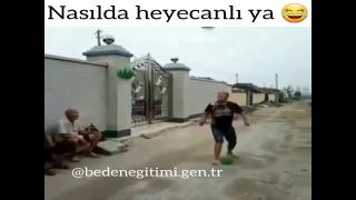 Nasılda heyecanlı topu karşılıyor!