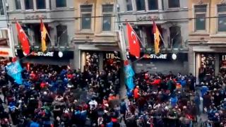 Trabzonspor taraftarından GS Store'a saldırı
