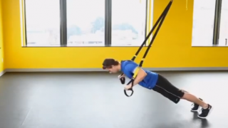 Push (TRX chest press)