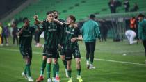 Sakaryaspor evinde kazandı