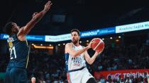 Anadolu Efes seride öne geçti
