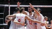 Efeler Slovenya'ya takıldı
