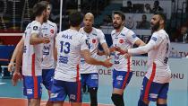 Halkbank ilk maçını kaybetti