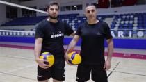 Baba ve oğul Hakkari'de şampiyon oldular, 2. Lig'e çıktılar