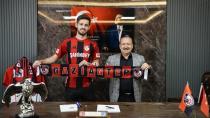 Arda 2 yıl daha Gaziantep FK'da