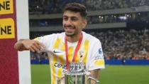 2. Lig futbolcusu bir gecede iki imza birden attı: Başkan jest yaptı