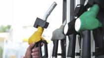 Motorin ve Benzinde Büyük İndirim Geliyor