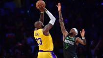 LeBron James rekorla veda etmek istiyor